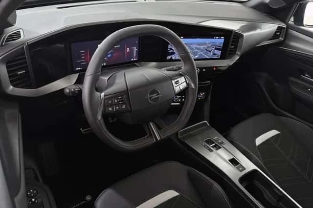 Opel Mokka-e (2025) thumbnail 5