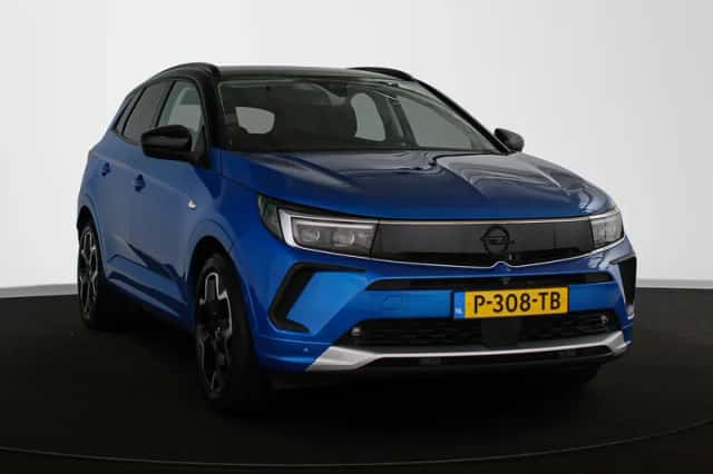 Opel Grandland (2022) thumbnail 2
