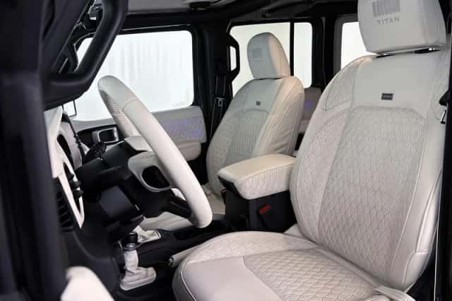 Jeep Wrangler (2022) thumbnail 6