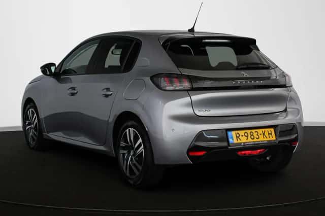 Peugeot 208 (2022) thumbnail 4