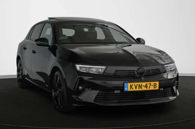 Opel Astra (2023) thumbnail 2