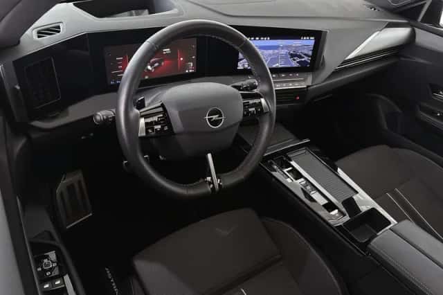 Opel Astra (2023) thumbnail 5