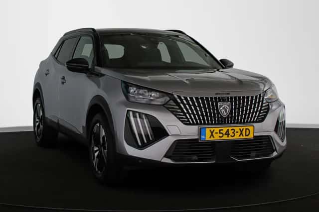 Peugeot 2008 (2024) thumbnail 2