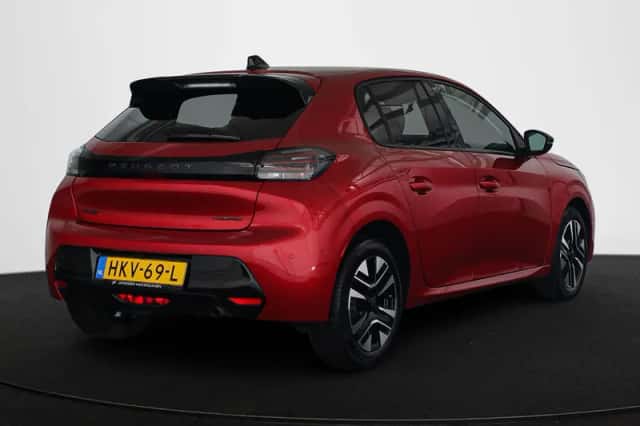 Peugeot 208 (2025) thumbnail 3