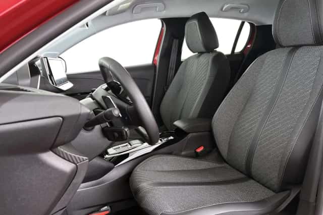 Peugeot 208 (2025) thumbnail 6