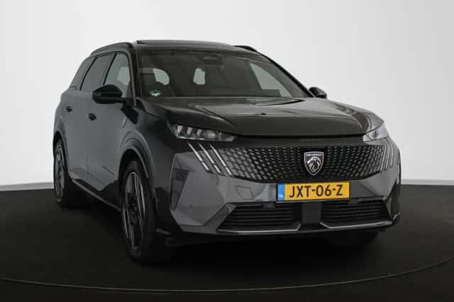 Peugeot E-5008 (2026) thumbnail 2