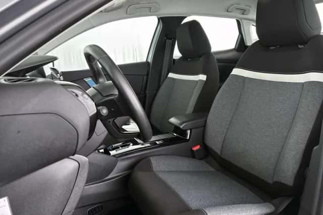 Citroën ë-C4 X (2023) thumbnail 6