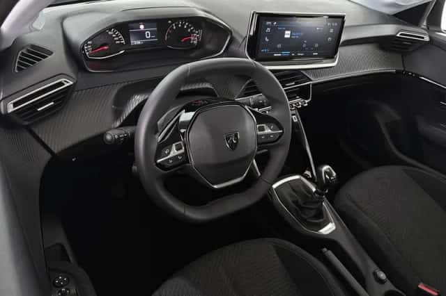 Peugeot 208 (2025) thumbnail 5