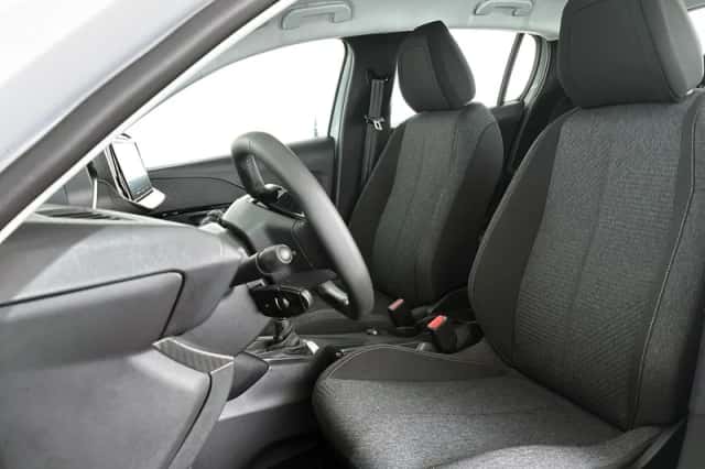 Peugeot 208 (2025) thumbnail 6