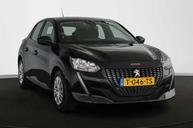 Peugeot 208 (2023) thumbnail 2