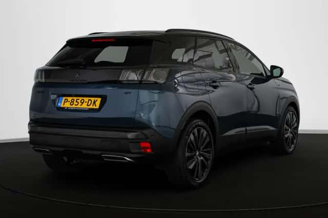 Peugeot 3008 (2022) thumbnail 3