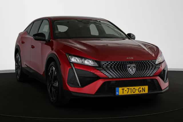 Peugeot 408 (2023) thumbnail 2
