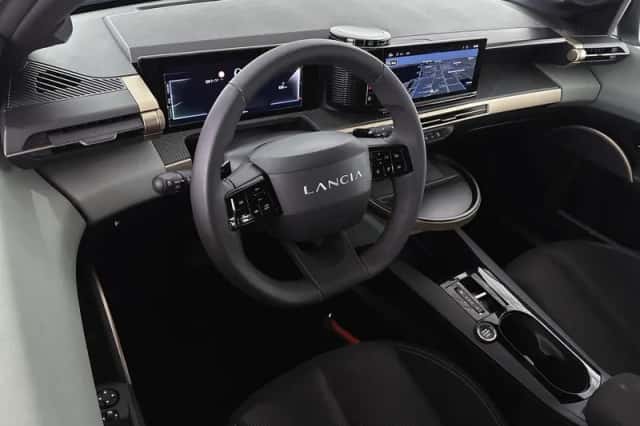 Lancia Ypsilon (2025) thumbnail 5