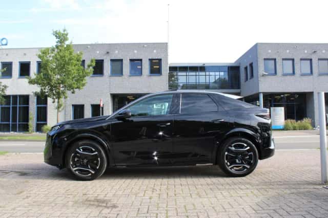 Peugeot e-3008 (2026) thumbnail 2