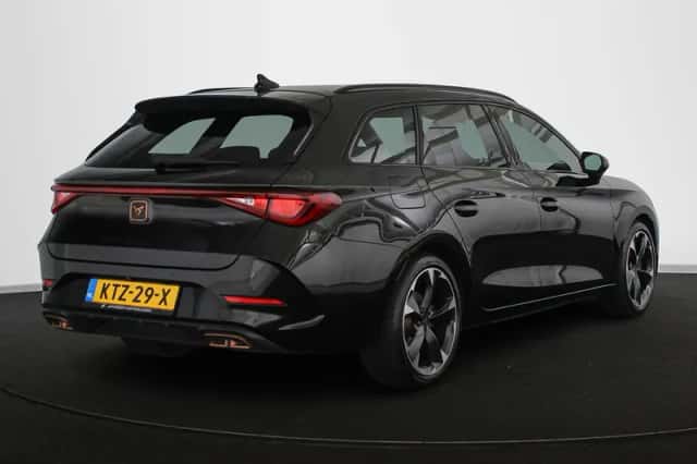 CUPRA Leon Sportstourer (2023) thumbnail 3