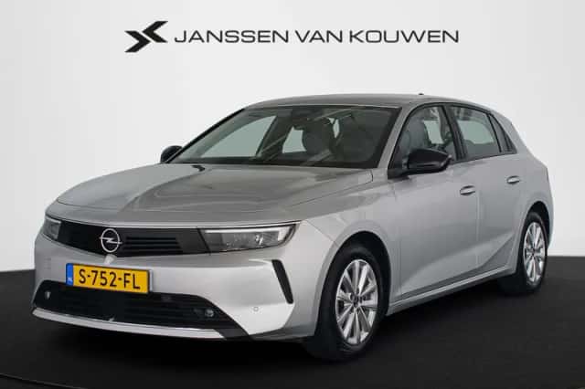 Opel Astra (2023) thumbnail 1