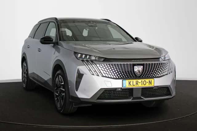 Peugeot 5008 (2025) thumbnail 2