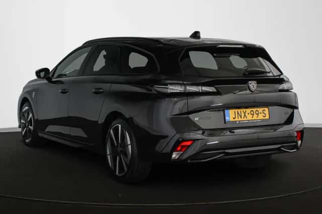 Peugeot e-308 (2025) thumbnail 4