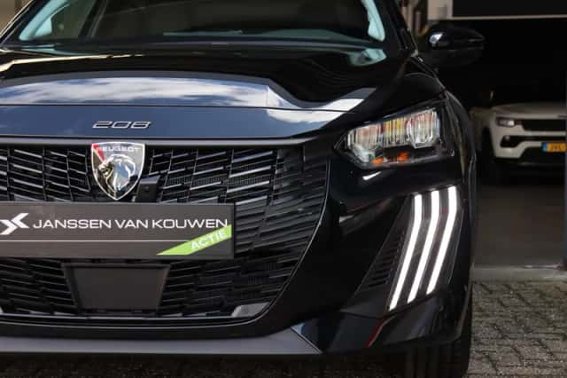 Peugeot e-208 (2026) thumbnail 5