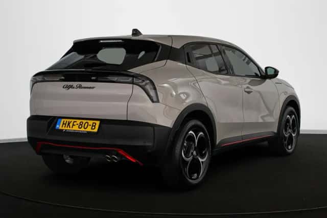Alfa Romeo Junior (2025) thumbnail 3