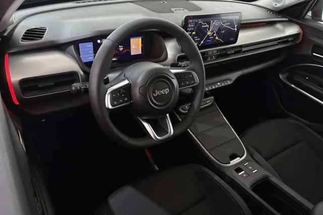 Jeep Avenger (2025) thumbnail 5