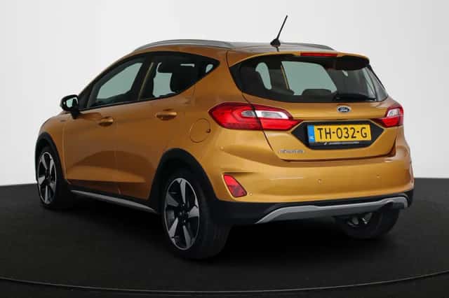 Ford Fiesta (2018) thumbnail 4