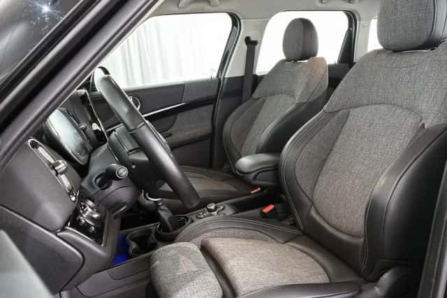 MINI Countryman (2022) thumbnail 6