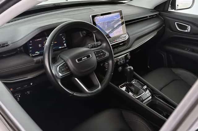 Jeep Compass (2023) thumbnail 5