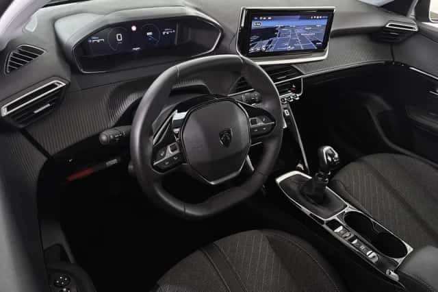 Peugeot 208 (2024) thumbnail 5