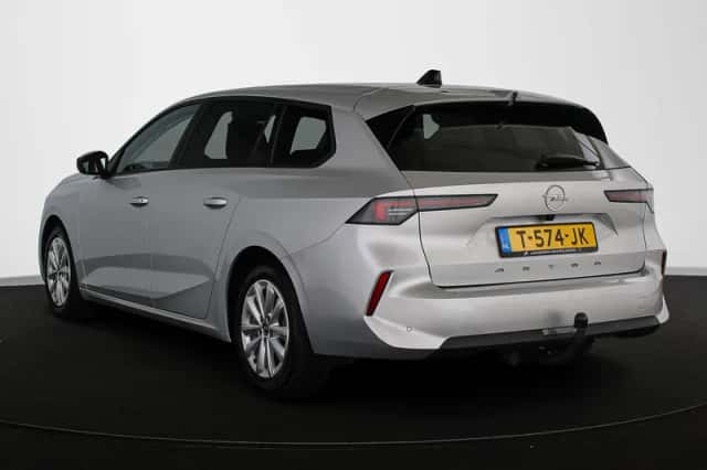 Opel Astra (2023) thumbnail 4