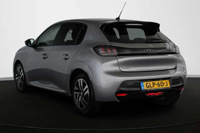Peugeot 208 (2023) thumbnail 4