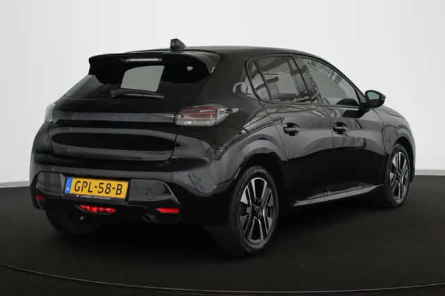 Peugeot 208 (2024) thumbnail 3