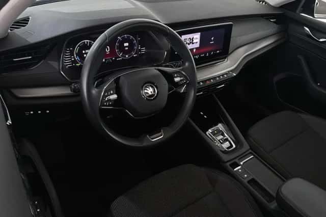 Škoda Octavia (2022) thumbnail 5
