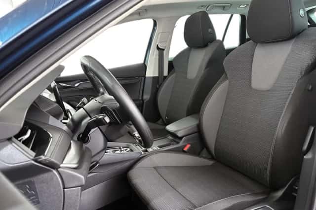 Škoda Octavia (2022) thumbnail 6