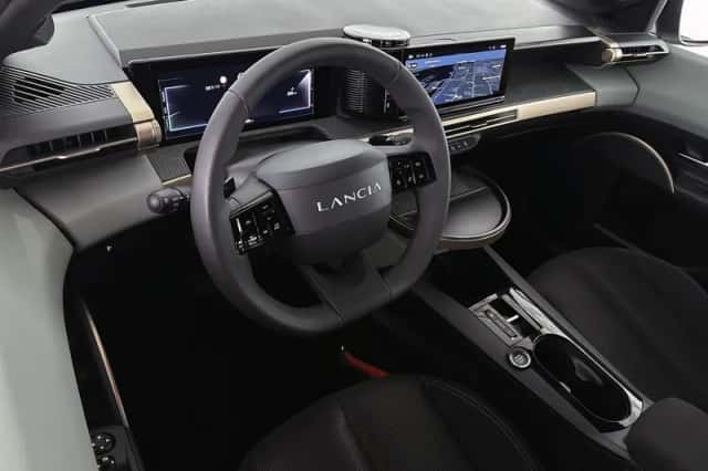 Lancia Ypsilon (2025) thumbnail 5