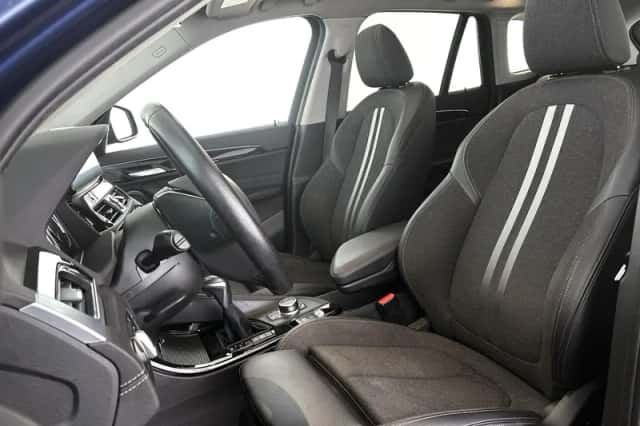 BMW X1 (2022) thumbnail 6