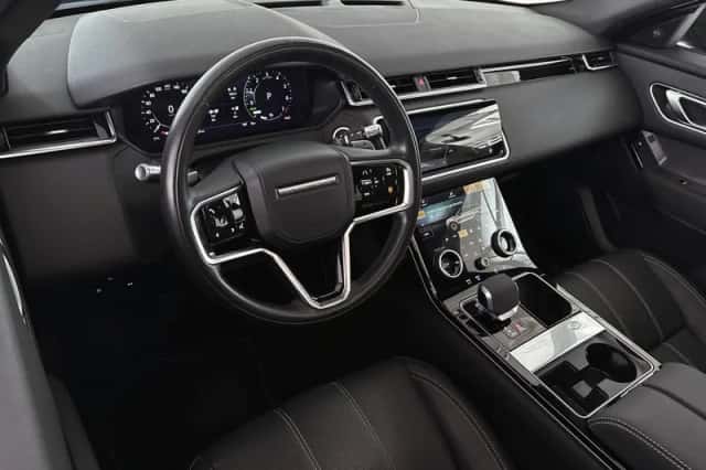 Land Rover Range Rover Velar (2022) thumbnail 5