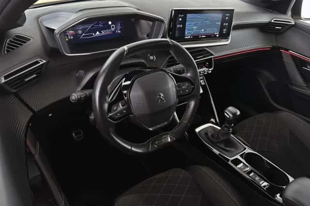 Peugeot 208 (2022) thumbnail 5