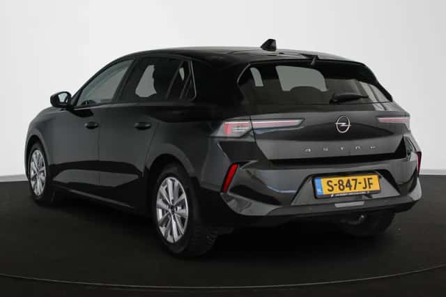 Opel Astra (2023) thumbnail 4