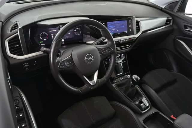 Opel Grandland (2024) thumbnail 5