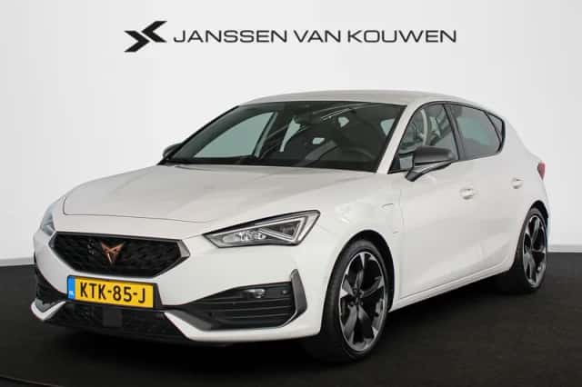 CUPRA Leon (2023) thumbnail 1