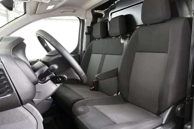 Opel Vivaro-e (2024) thumbnail 6
