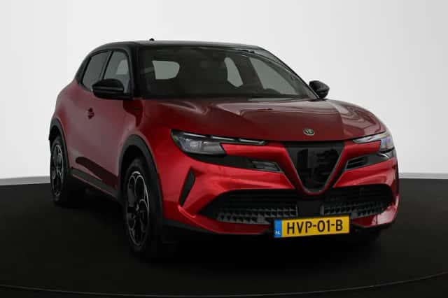 Alfa Romeo Junior (2025) thumbnail 2