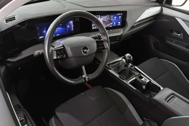 Opel Astra (2023) thumbnail 5