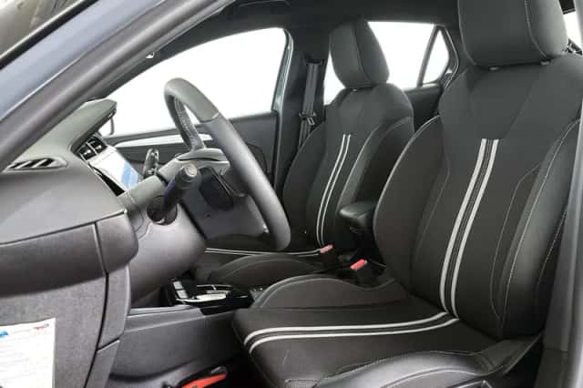 Opel Corsa (2025) thumbnail 6