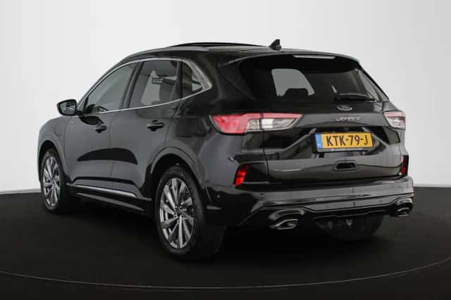 Ford Kuga (2022) thumbnail 4