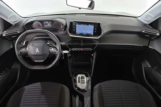 Peugeot 208 (2023) thumbnail 6