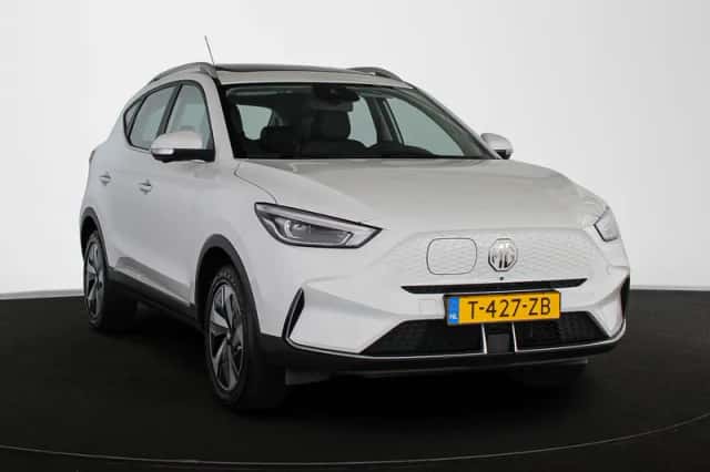 MG ZS EV (2023) thumbnail 2