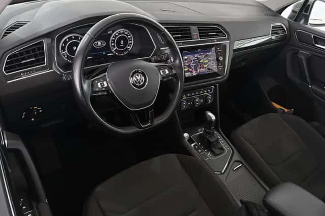 Volkswagen Tiguan (2018) thumbnail 5