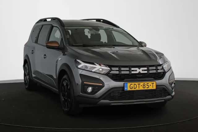 Dacia Jogger (2024) thumbnail 2